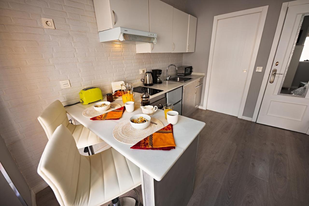 Apartamentos Infantes 28 รอนดา ภายนอก รูปภาพ