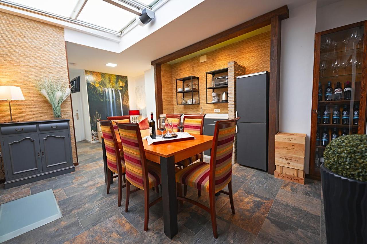 Apartamentos Infantes 28 รอนดา ภายนอก รูปภาพ