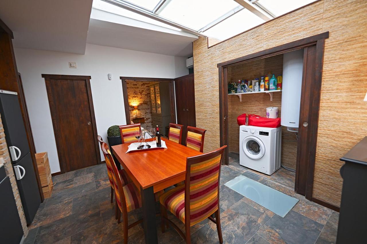 Apartamentos Infantes 28 รอนดา ภายนอก รูปภาพ