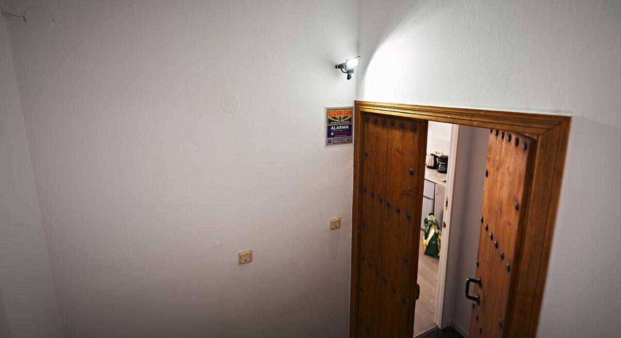Apartamentos Infantes 28 รอนดา ภายนอก รูปภาพ