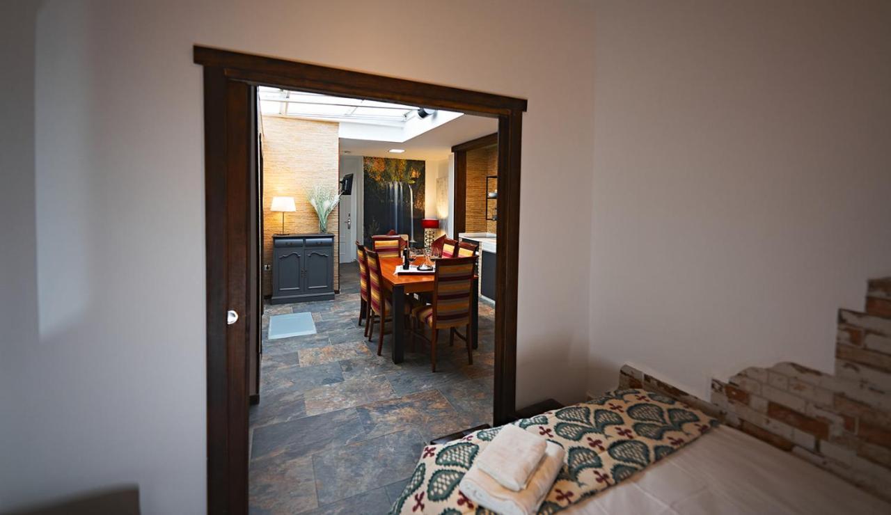 Apartamentos Infantes 28 รอนดา ภายนอก รูปภาพ